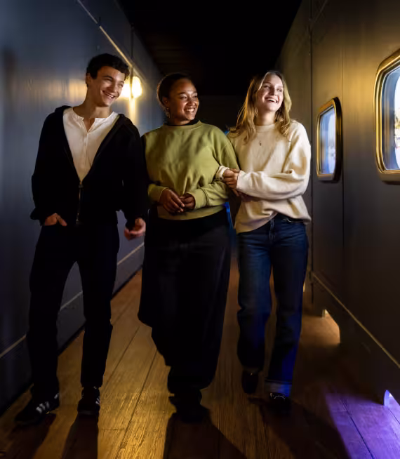 friends in the immersive tunnel
