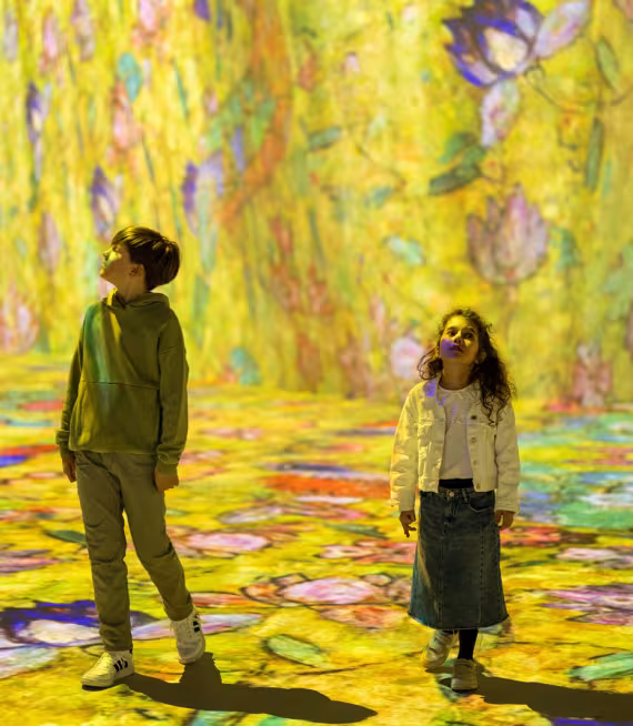 kids projection klimt immersive experience